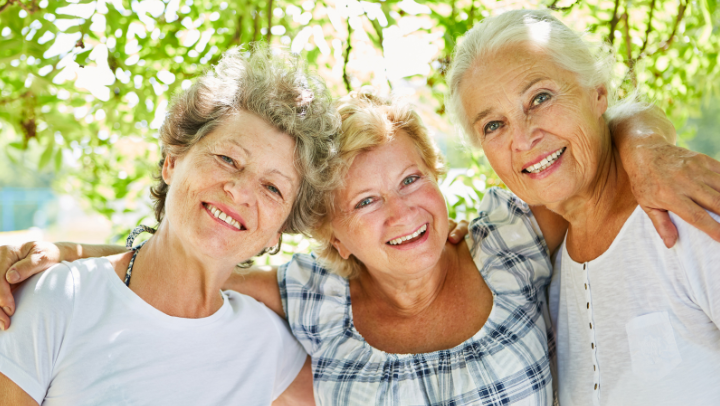 3 old ladies