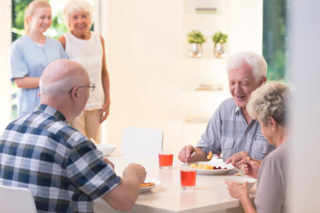 What to Expect During the First 30 Days in Senior Living